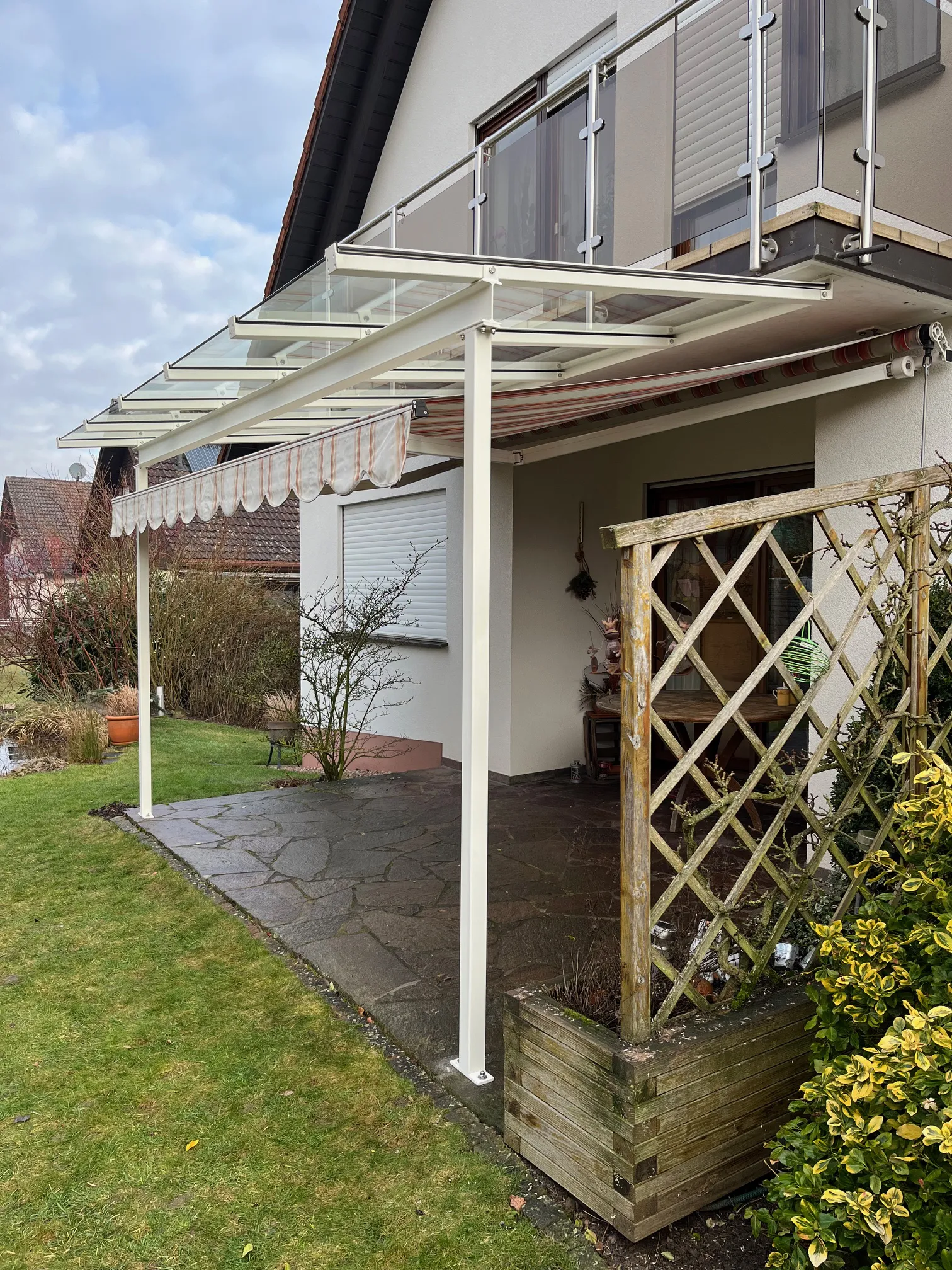 Terrassendach aus eigener Produktion